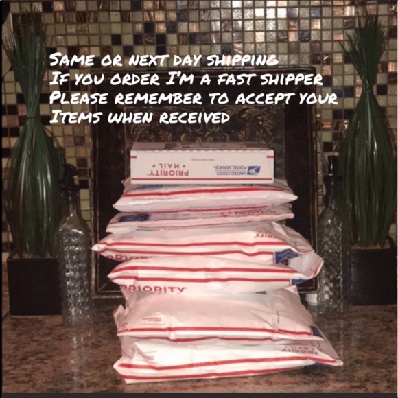 Like to be notified of upcoming Posh Shows - Picture 7 of 8